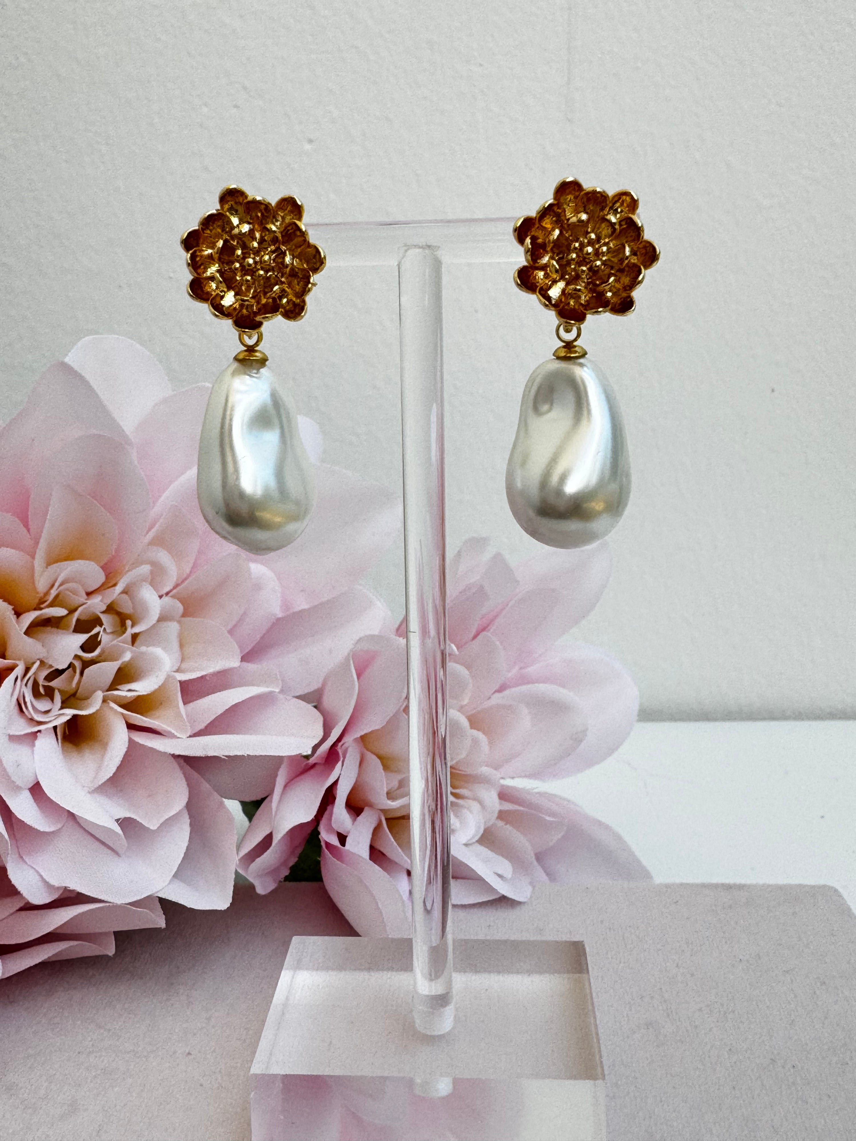 Dahlia Baroque Pearl