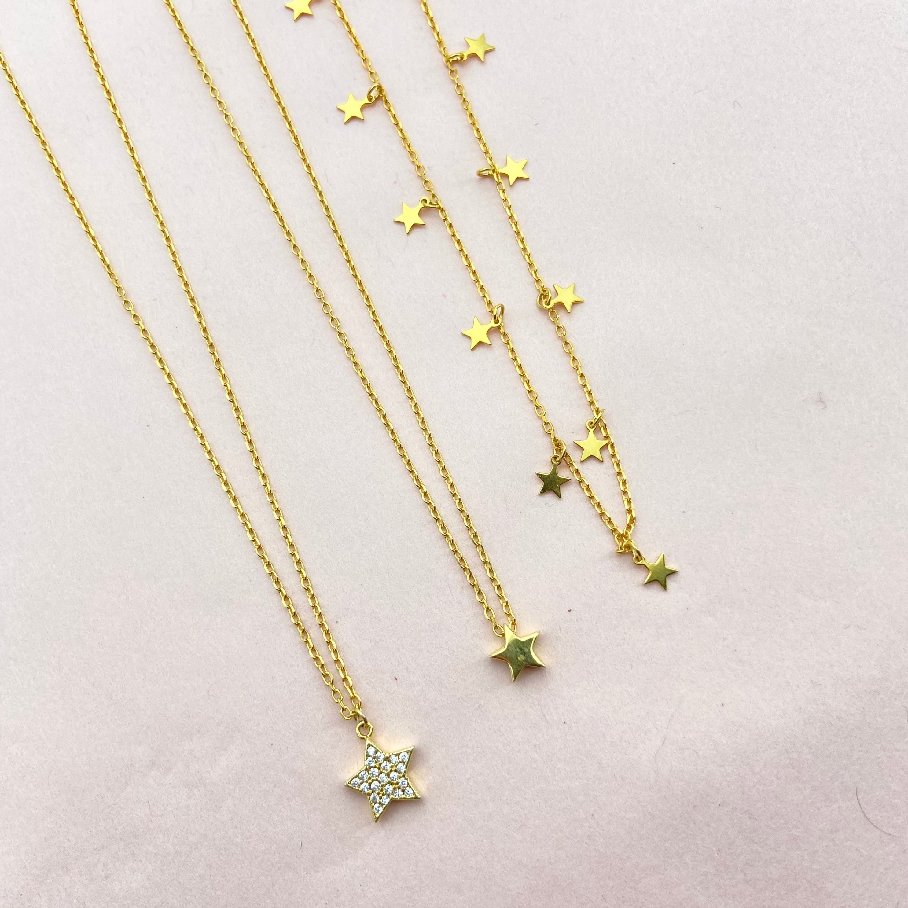 Collier pendentif étoile