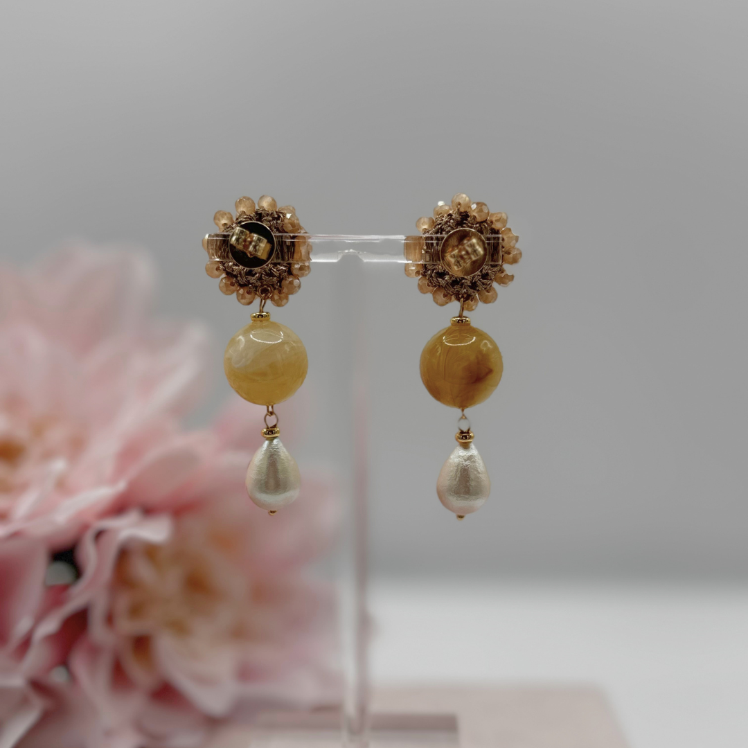 Beaded Cashmere Pearl von Hand gefertigt in München