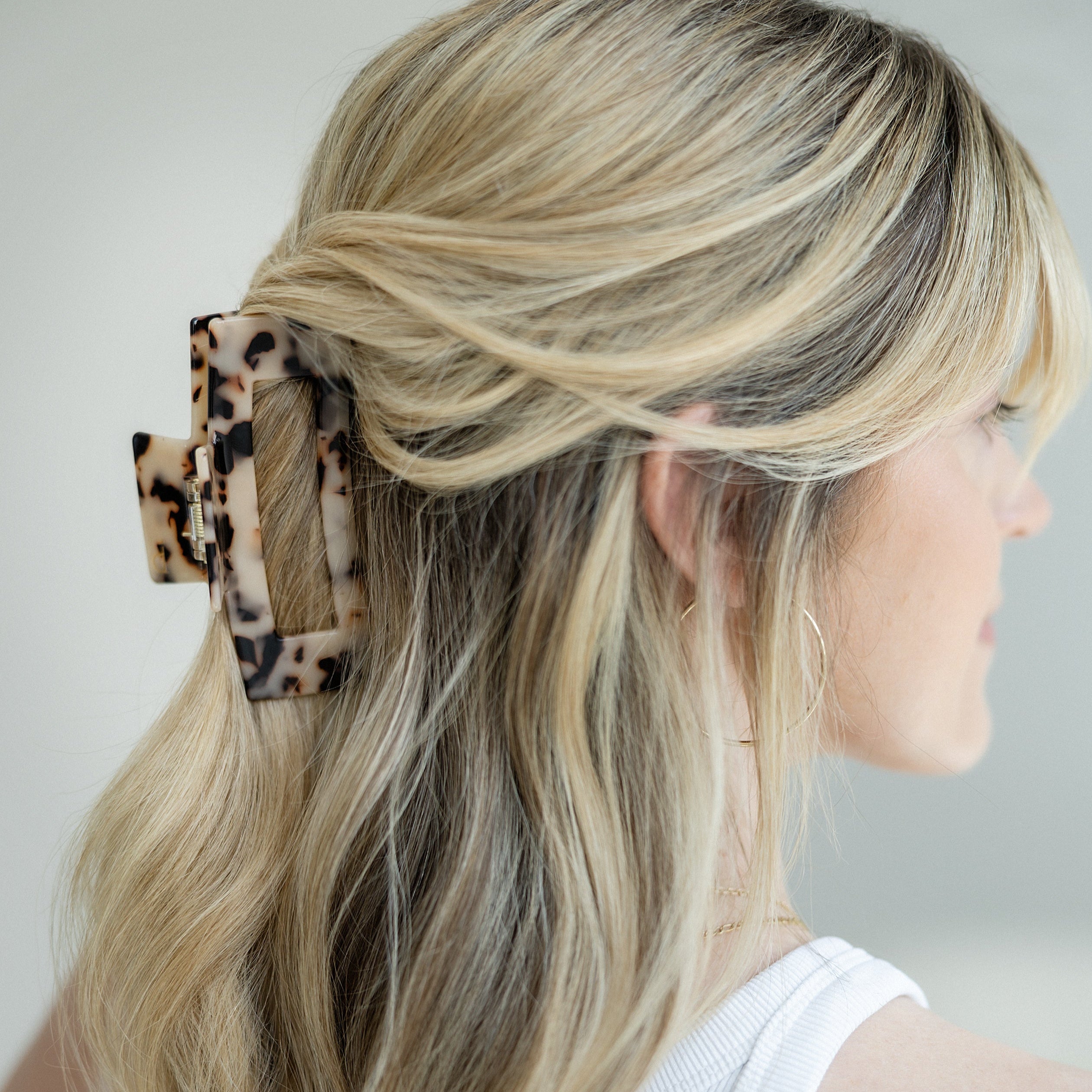 Haarklammer Pizzicato Minimalist Leo light Large halbhohe Frisur mittellanges Haar