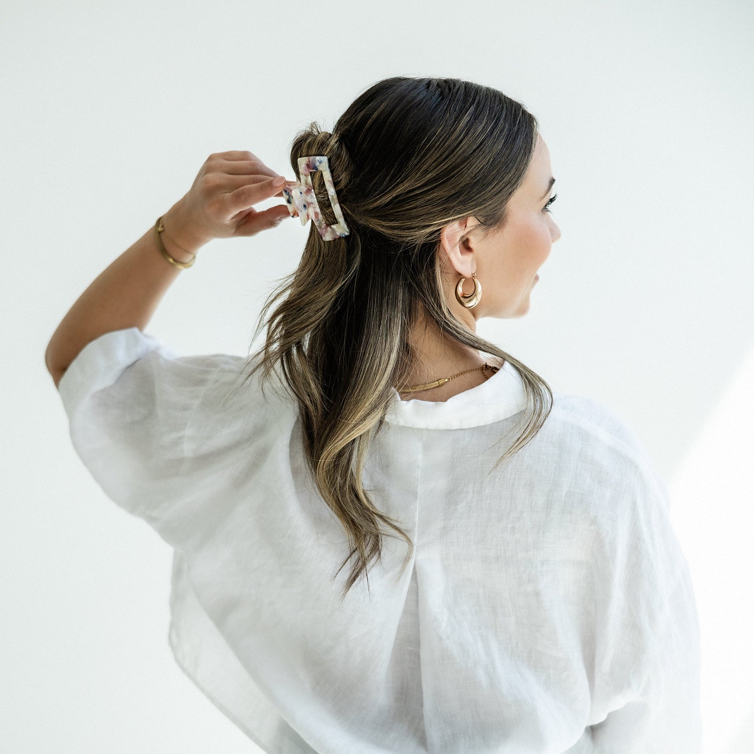 Haarklammer Pizzicato Minimalist Seashell Hellgelb Medium Hochsteckfrisur langes Haar