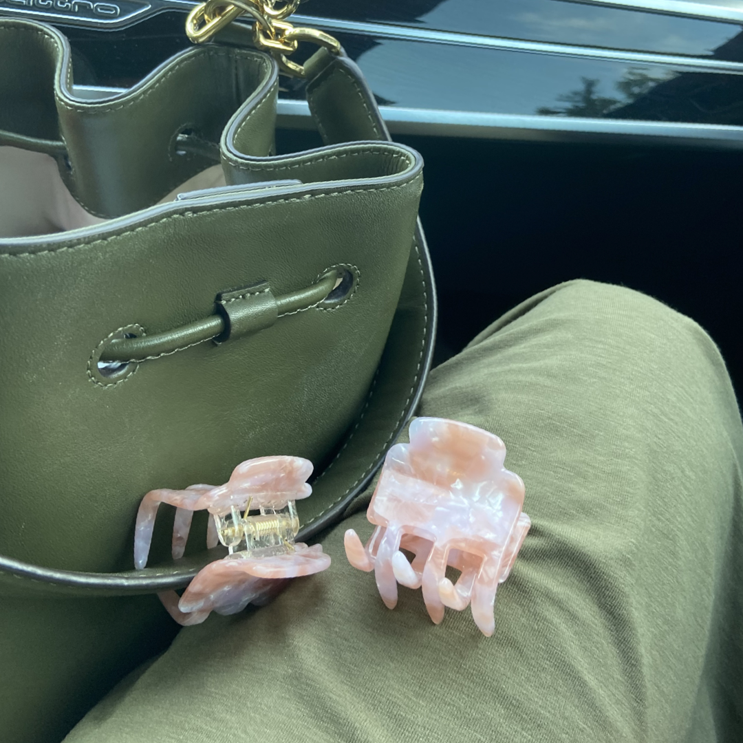 Barrette à cheveux Tilda, aspect écaille rose-abricot