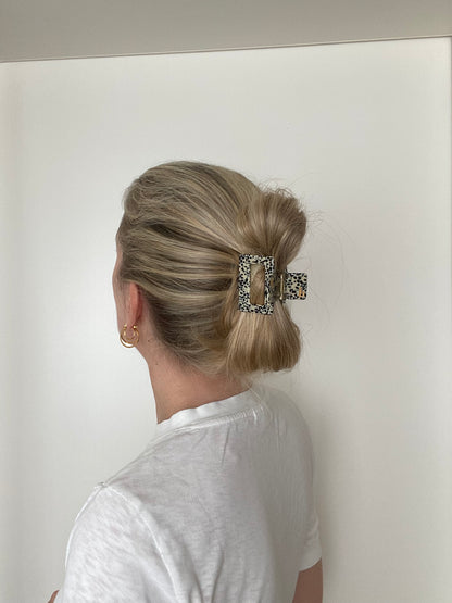 Barrette à cheveux &