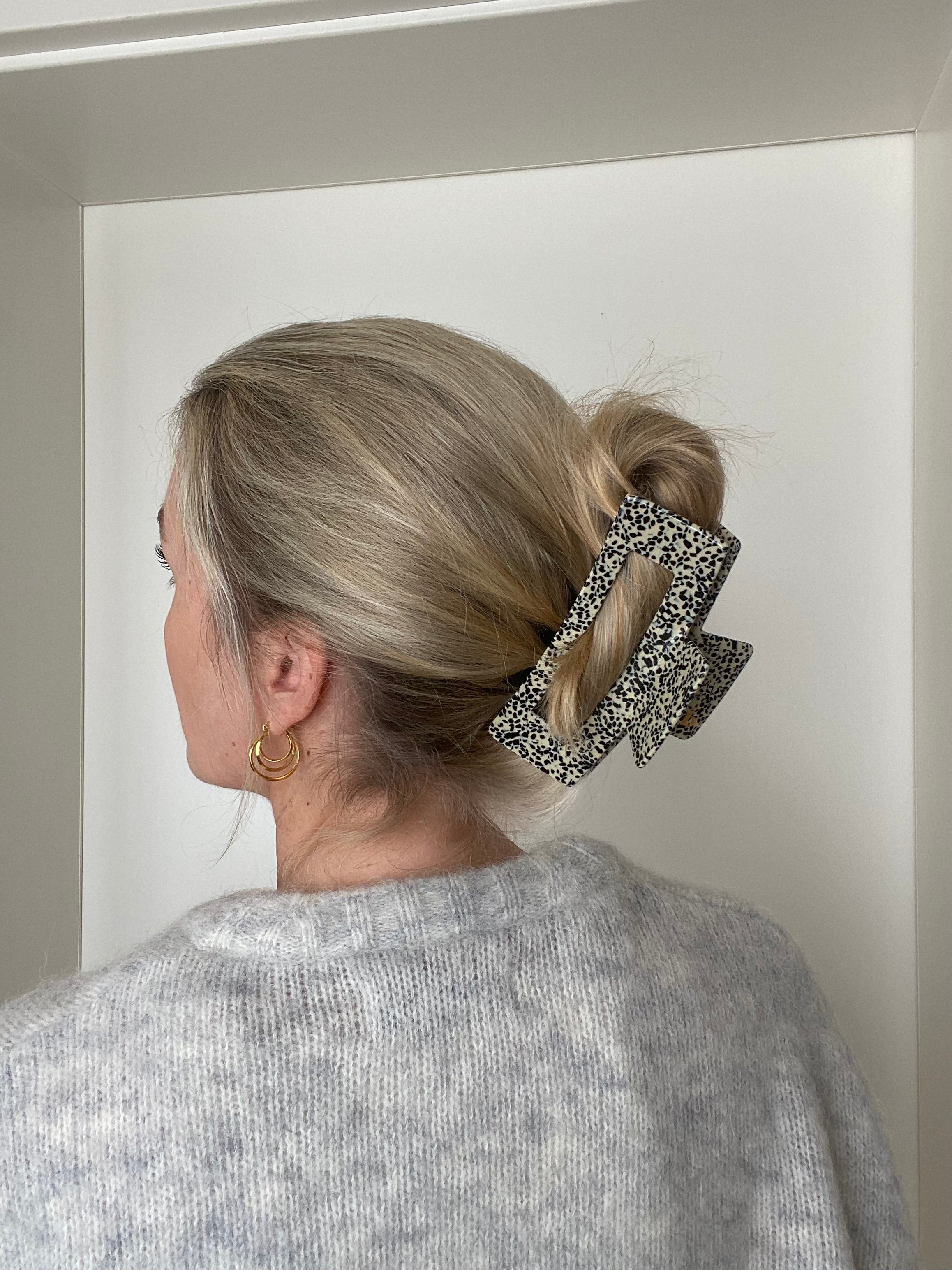 Barrette à cheveux &