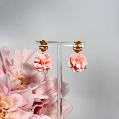 Bloomy Rosa von Hand gefertigt in München
