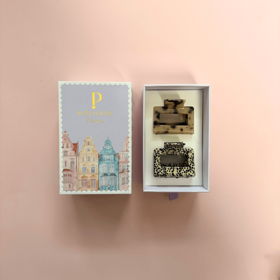 Geschenkbox Minimalist Small mit Haarklammern in Leo Light und Chia Black von Pizzicato