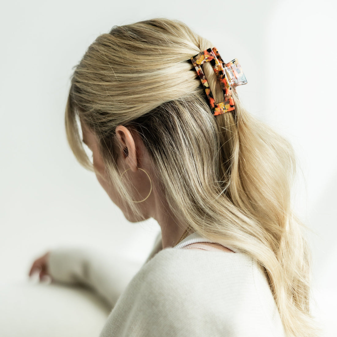 Haarklammer Pizzicato Minimalist Leo Neon Orange Large halbhohe Frisur langes Haar