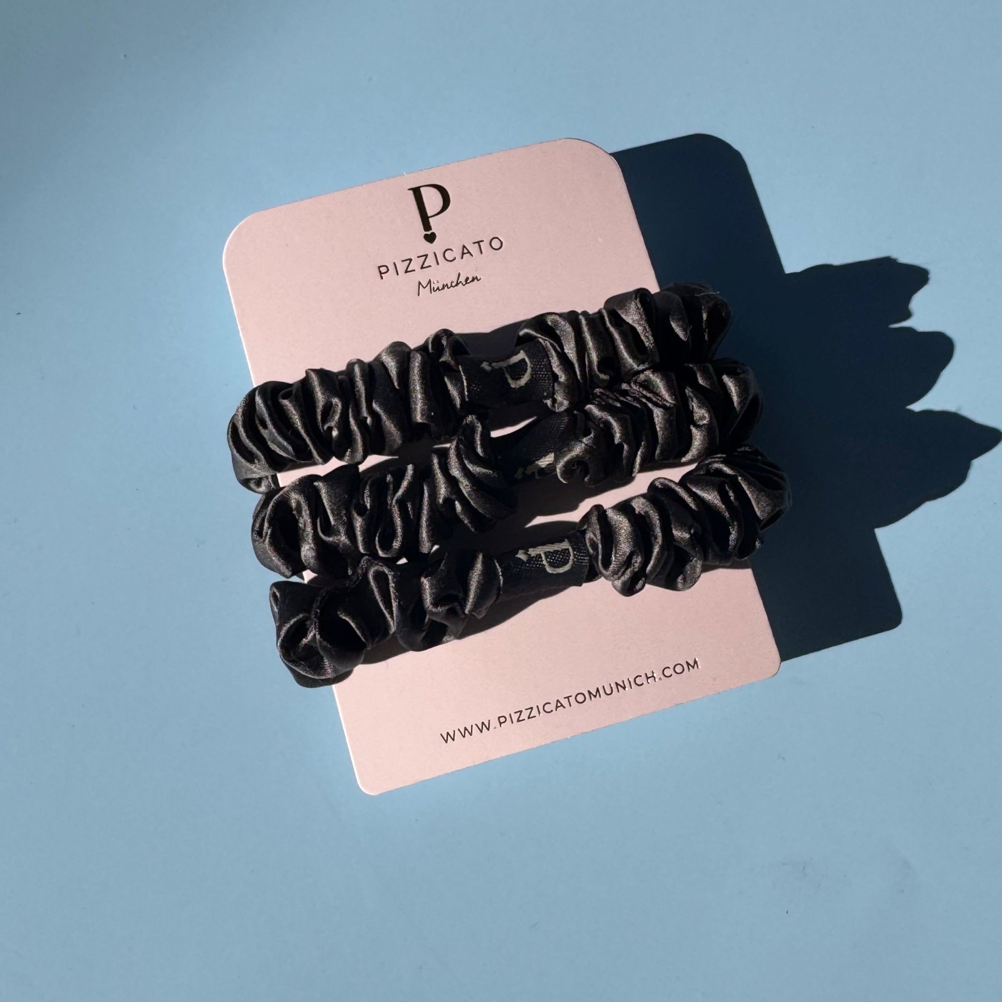 Pizzicato 3er Set schmale Seidenscruncies in Farbe Moon Grey