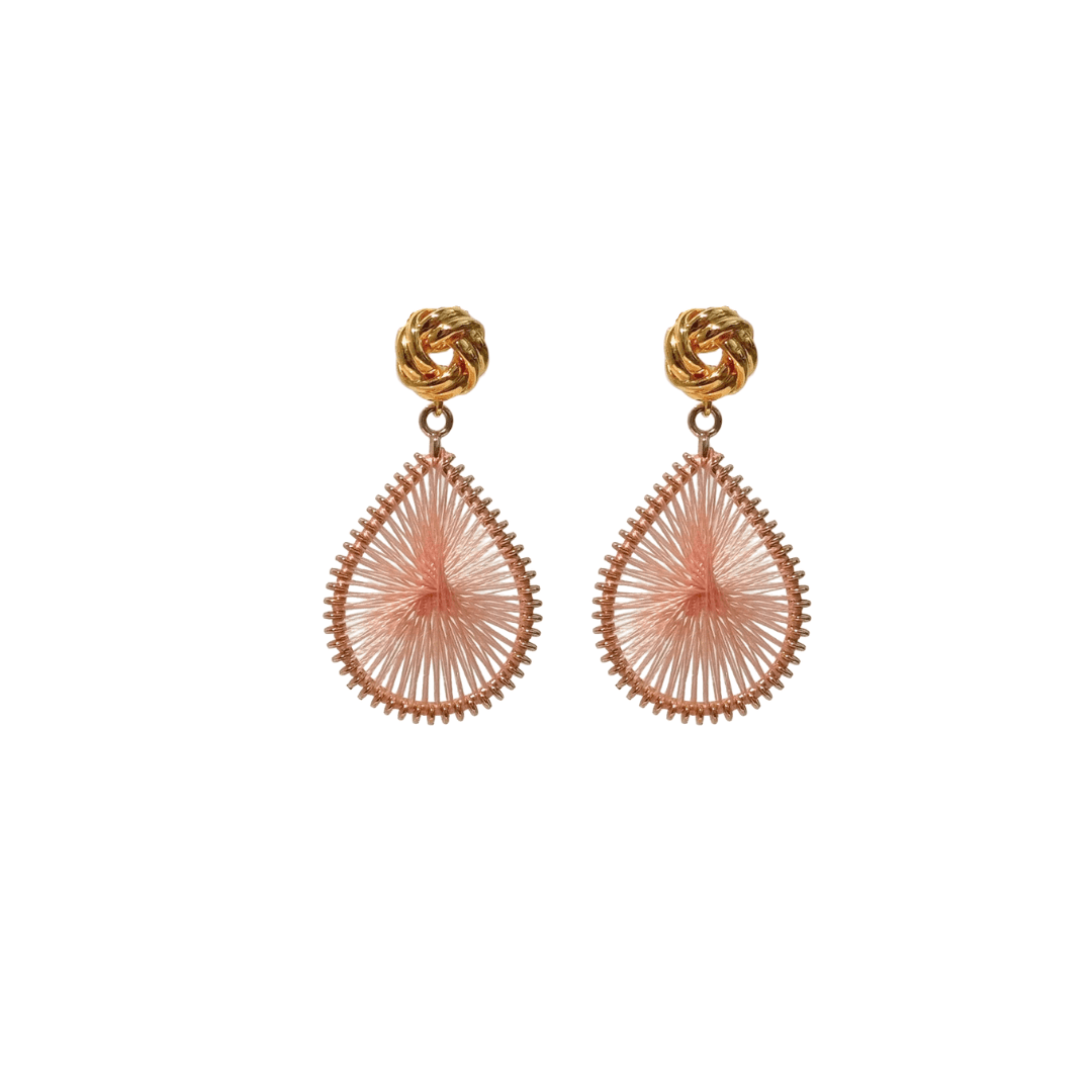 Knotted Boho Blush Statement Ohrringe in Rosa und Gold von Pizzicato